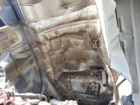 รถฮีโน่ 10 ล้อ หัวลาก. FM2K 240 แรงม้า. ปี 40 สนใจติดต่อ 081 - 6079515 รถฮีโน่ 10 ล้อ หัวลาก. FM2K 240 แรงม้า. ปี 40 สนใจติดต่อ 081 - 6079515