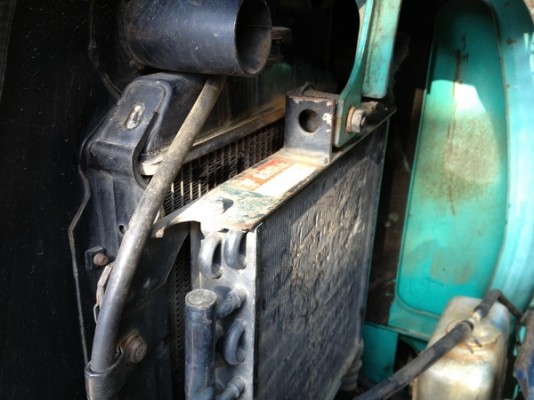 ขายรถขุด แมคโครเล็ก KOMATSU PC30-7 สภาพพร้อมใช้ราคาเบาๆ