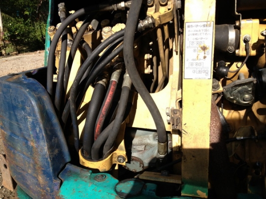 ขายรถขุด แมคโครเล็ก KOMATSU PC30-7 สภาพพร้อมใช้ราคาเบาๆ