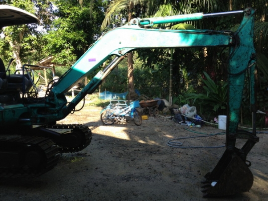 ขายรถขุด แมคโครเล็ก KOMATSU PC30-7 สภาพพร้อมใช้ราคาเบาๆ