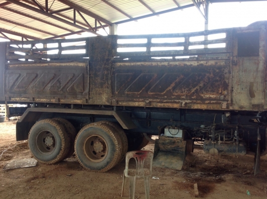 รถ 10 ล้อดั๊ม 2 เพลา รถนิสสัน NISSAN UD 430