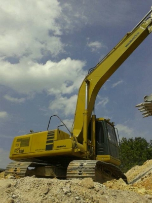 รถแบคโฮ PC200-6ไฟ้ฟ้าครบ เครื่องโคมัสซุ