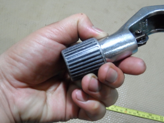 เครื่องตัดท่อแป๊ป