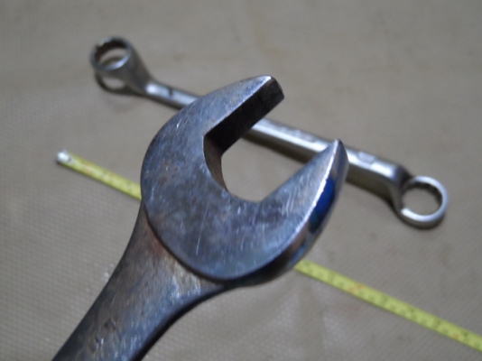 ASAHI JAPAN เบอร์24 และ V B W GERMAN เบอร์30 และ32