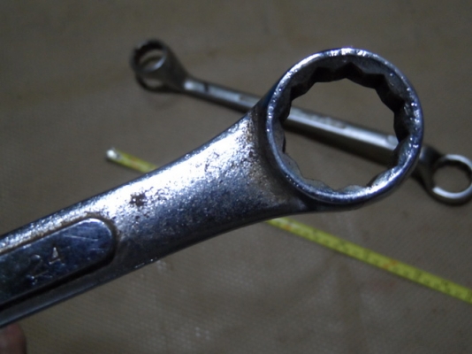 ASAHI JAPAN เบอร์24 และ V B W GERMAN เบอร์30 และ32