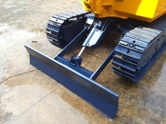 ขาย รถขุด KOMATSU รุ่น PC10-3- มือสองญี่ปุ่น ขาย รถขุด KOMATSU รุ่น PC10-3- มือสองญี่ปุ่น