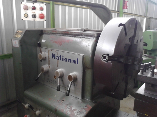 เครื่องกลึง ขนาดใหญ่ 5 เมตร