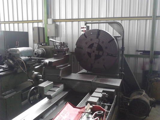 เครื่องกลึง ขนาดใหญ่ 5 เมตร เครื่องกลึง ขนาดใหญ่ 5 เมตร