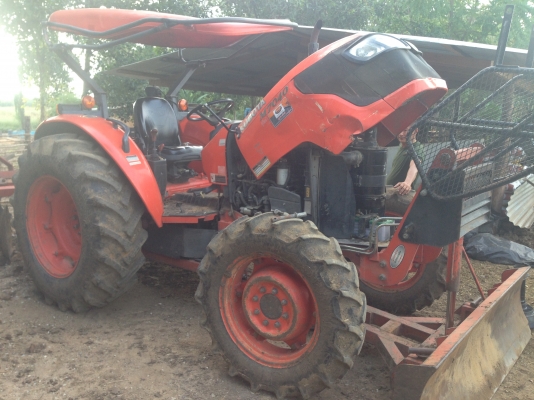 ขาย M7040 พร้อมอุปกรณ์ 2 ชิ้น