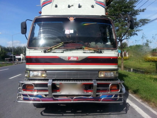 รถฮีโน่ 10 ล้อ รั้ว FL3H 195 แรงม้า. สนใจติดต่อ 081 - 6079515 รถฮีโน่ 10 ล้อ รั้ว FL3H 195 แรงม้า. สนใจติดต่อ 081 - 6079515