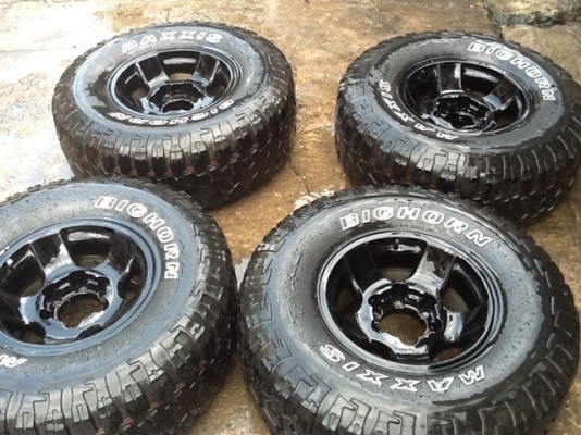 ขายล้อออฟโรด 6 รู ขอบ 15 พร้อมยาง MUD 32 ขายล้อออฟโรด 6 รู ขอบ 15 พร้อมยาง MUD 32