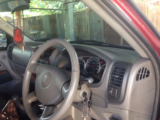 ขายรถอีซูซุ adventurd  ตามสภาพ สภาพดีครับ