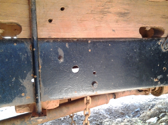 ขาย 6 ล้อ  ISUZU NKR เครื่อง 110  แรง