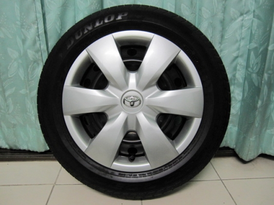 ขายล้อกะทะพร้อมยาง Toyota Vios ขอบ 15 สภาพใหม่ๆ ดอกยางหนาๆ