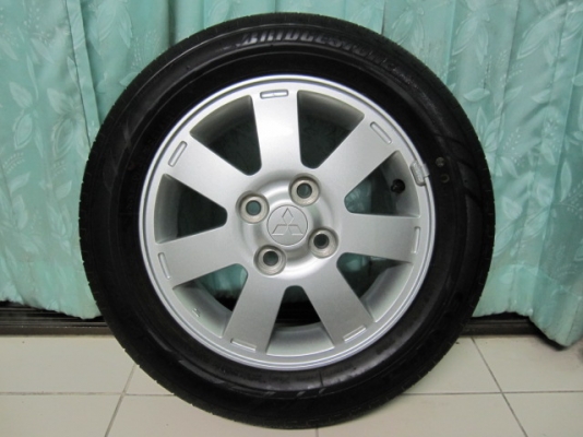 ขายล้อแม็ก Mitsubishi Mirage พร้อมยางป้ายแดงขอบ 14 สภาพใหม่ๆ