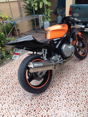 ขาย CBR250cc.4สูบแต่งทรงสตั้นทะเบียนแท้ พร้อมโอน