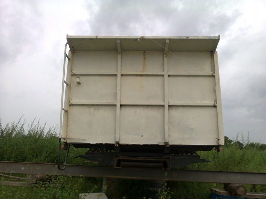 กระบะ 10 ล้อ ยาว 6 เมตร อุปกรณ์ชุด ขาดปั้ม