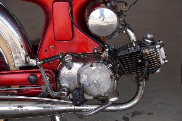 ขาย HONDA S 90 เดิม ๆ เครื่องเดิม คาร์บลูเดิม สภาพโดยรวมตามรูป ครับยางขอบขาวใหม่ ๆ ครับ