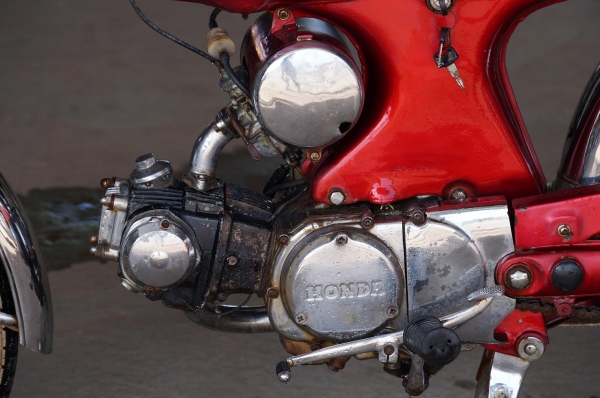 ขาย HONDA S 90 เดิม ๆ เครื่องเดิม คาร์บลูเดิม สภาพโดยรวมตามรูป ครับยางขอบขาวใหม่ ๆ ครับ