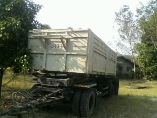 ฝากขายลูกพ่วงสองเพลาดั้ม