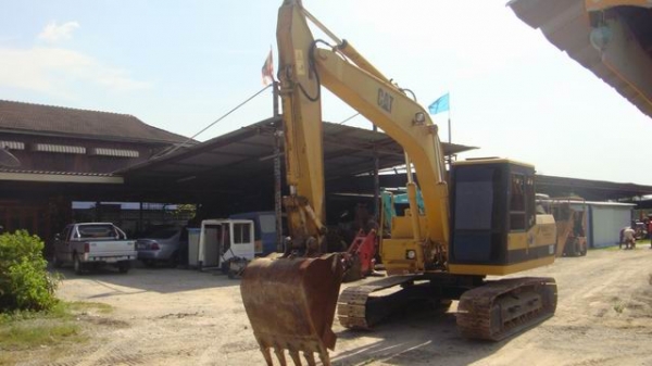 รถขุด E120 สวยๆ รถขุด E120 สวยๆ