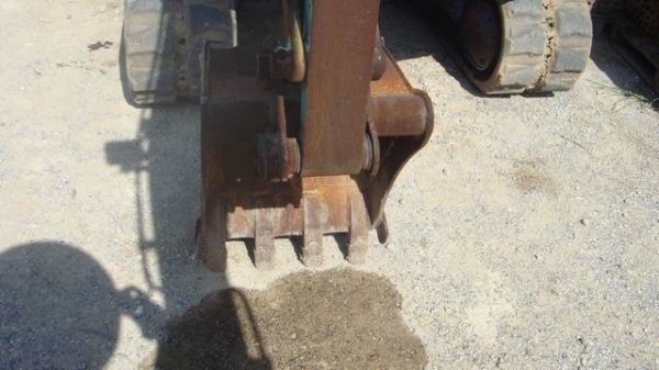 รถขุดเล็ก IHI32J