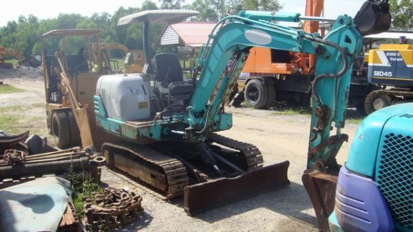 รถขุดเล็ก IHI32J