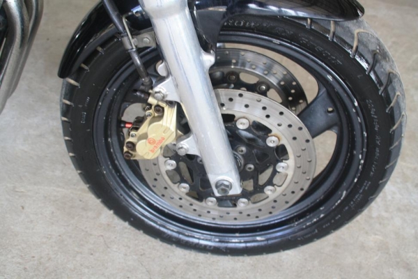 ขาย XJR 400 ปี 98 สรรพสามิตแท้ ปั้มเบรมโบ้  คาร์บูไฟฟ้า ท่อโยชิ 57000