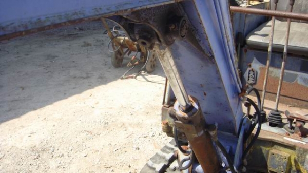 รถขุดจิ๋วๆ MM15 รถขุดจิ๋วๆ MM15