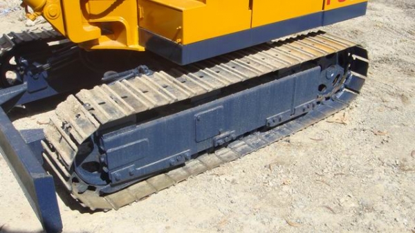 รถขุดจิ๋วๆๆๆ PC20-2