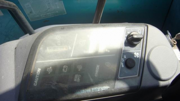 รถขุดนอก PC45-1E รถขุดนอก PC45-1E