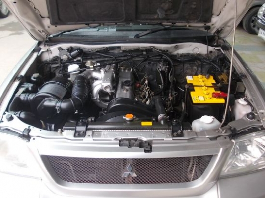 รถบ้าน มือเดียว สภาพสวยพร้อมใช้งานไม่ต้องเอาไปซ่อม รถเดิมทั้งคัน ไม่เคยชน เก็บสีริ้วรอยเท่านั้น มาดูรถก่อนหรือทดลองขับดูได้ไม่ดีจริงไม่ต้องเอาไป สินเชื่อผ่านง่าย ติดบูโร ต่างจังหวัดก็ซื้อได้ โทรมาคุยมาปรึกษาก่อน ออกรถได้ทุกเงื่อนไข