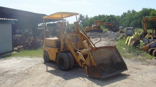 รถตักแบบรถโฟร์คลิฟ SD10-3 รถตักแบบรถโฟร์คลิฟ SD10-3