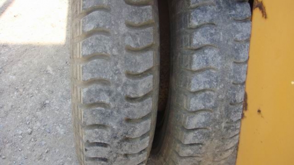 รถตักแบบรถโฟร์คลิฟ SD10-3 รถตักแบบรถโฟร์คลิฟ SD10-3