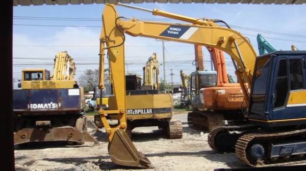 รถขุด SK045