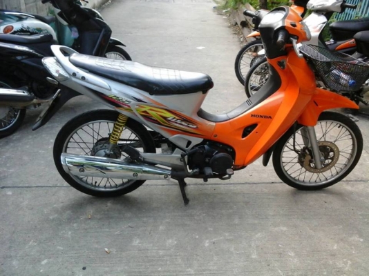 Wave 125 r ปี 49 สีส้ม ขาว กุญแจ2 ชั้น รถบ้าน เครื่องเดิม แน่นๆ ไม่หลวม ชุดสีสด เอกสารครบ Wave 125 r ปี 49 สีส้ม ขาว กุญแจ2 ชั้น รถบ้าน เครื่องเดิม แน่นๆ ไม่หลวม ชุดสีสด เอกสารครบ