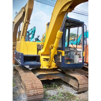 KOMATSU PC60-5.