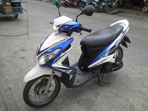 Mio 125 RR รถมือแรก พรบ. ภาษีครบไม่ขาด ถึง ตุลาคม2557 สตาร์ทมือเท้าได้ปกติ รถเครื่องเดิมดีมาก น้ำมันเครื่องเปลียนเรียบร้อยแล้วจ้า Mio 125 RR รถมือแรก พรบ. ภาษีครบไม่ขาด ถึง ตุลาคม2557 สตาร์ทมือเท้าได้ปกติ รถเครื่องเดิมดีมาก น้ำมันเครื่องเปลียนเรียบร้อยแล้วจ้า