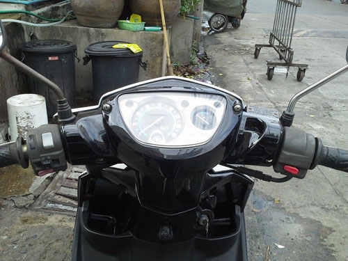 ขายด่วน nouvo mx ลายก้างปลา สีเทา ดำ รถบ้าน เดิมๆ เครื่องแน่น รถสวย เอกสารครบ ขับกลับบ้านได้เลยจ้า