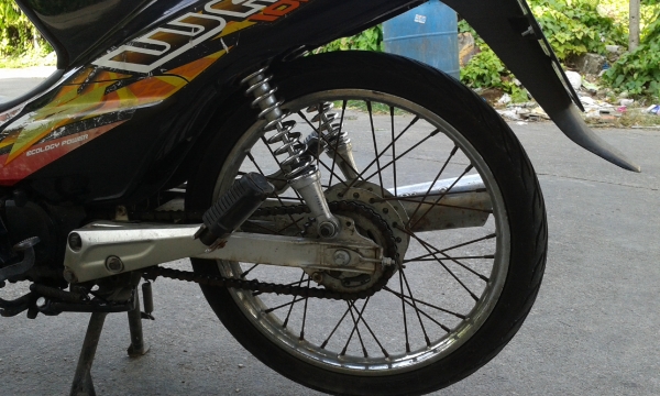 Honda wave100สตาร์ทมือ Honda wave100สตาร์ทมือ