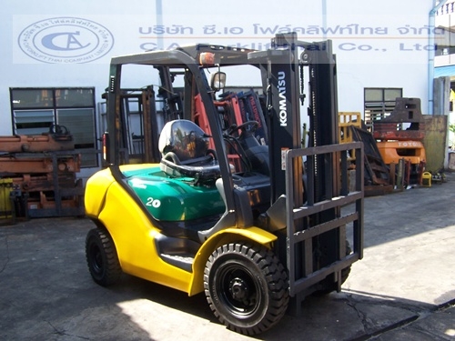 ขาย รถโฟล์คลิฟท์ KOMATSU รุ่น FD20T-15