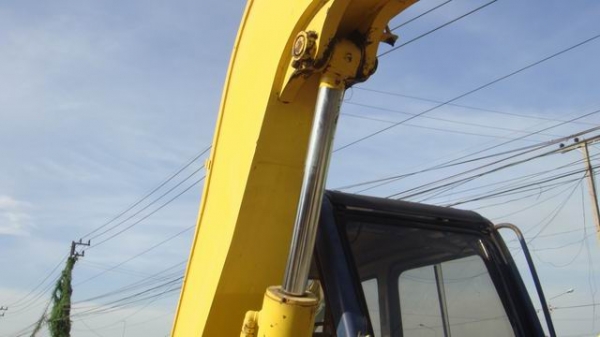 รถขุดสวยๆ พร้อมใบดัน SK60 Mark III S.LE-12125 รถขุดสวยๆ พร้อมใบดัน SK60 Mark III S.LE-12125