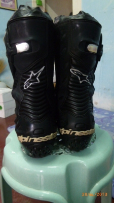 ขายรองเท้าขี่bigbikeซักคู่(มือสอง แต่สภาพป้ายแดง)6500 ขายรองเท้าขี่bigbikeซักคู่(มือสอง แต่สภาพป้ายแดง)6500