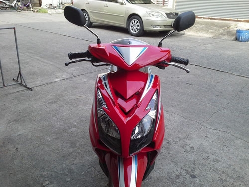 ขายด่วน mio ปี 51 ไฟคู่ สีแดง ขาว รถสวยมาก เครื่องเดิม แน่นๆ ขายพร้อมโอนให้ฟรีๆกันไปเลย ทดลองขับได้จ้า