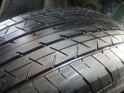 ขายยาง215/60/16 ปี 11/3เส้นปี10/1เส้น BRIDGESTONE TURANZA ER33 1 ชุด