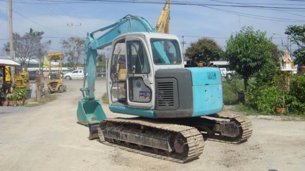 รถขุดตูดสั้นๆ พร้อมใบดนสวยๆ SK60SR S.T-01170 รถขุดตูดสั้นๆ พร้อมใบดนสวยๆ SK60SR S.T-01170