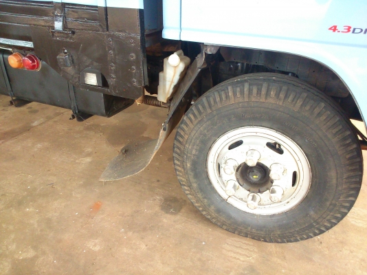 Isuzu 120แรง สวยๆ สภาพพร้อมใช้งาน คอกไม้ไหม่ๆ