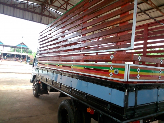 Isuzu 120แรง สวยๆ สภาพพร้อมใช้งาน คอกไม้ไหม่ๆ