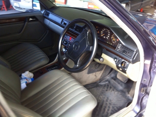 ขายbenz E220(w124)ปี96สวยๆติดแก็สNoดาวน์ไปเลยครับ