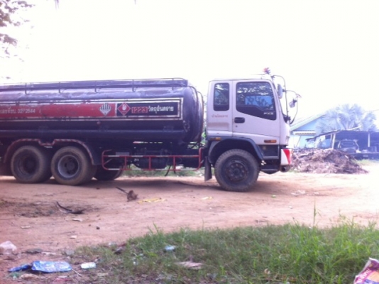 ขาย Deca 195 ปี 46 เพลาเดียว แทงค์น้ำมันเตา 15000 ลิตร วางเครื่อง 210 พร้อมใช้ โทร 088-4501277 ขาย Deca 195 ปี 46 เพลาเดียว แทงค์น้ำมันเตา 15000 ลิตร วางเครื่อง 210 พร้อมใช้ โทร 088-4501277